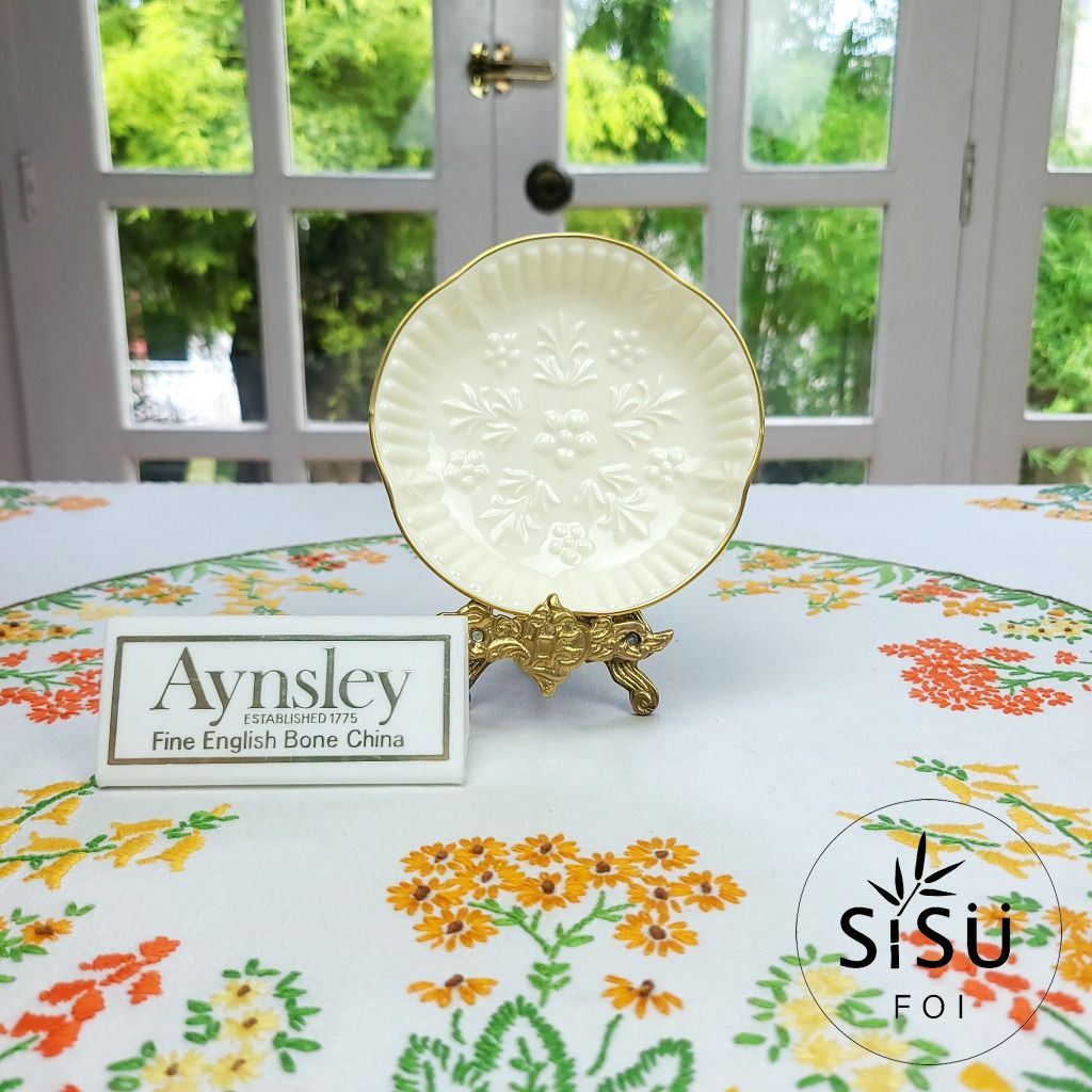 Aynsley Camellia Trinket Dish (Category: Other Kitchenware & Tableware) located in Zamboanga. Submitted by sisufoi (Listing ID 1308568488, Image 1). Description: Aynsley Camellia Trinket Dish Brand new without box Size: D - 4.75" Php 350.00.