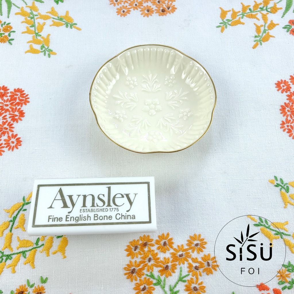 Aynsley Camellia Trinket Dish (Category: Other Kitchenware & Tableware) located in Zamboanga. Submitted by sisufoi (Listing ID 1308568488, Image 2). Description: Aynsley Camellia Trinket Dish Brand new without box Size: D - 4.75" Php 350.00.