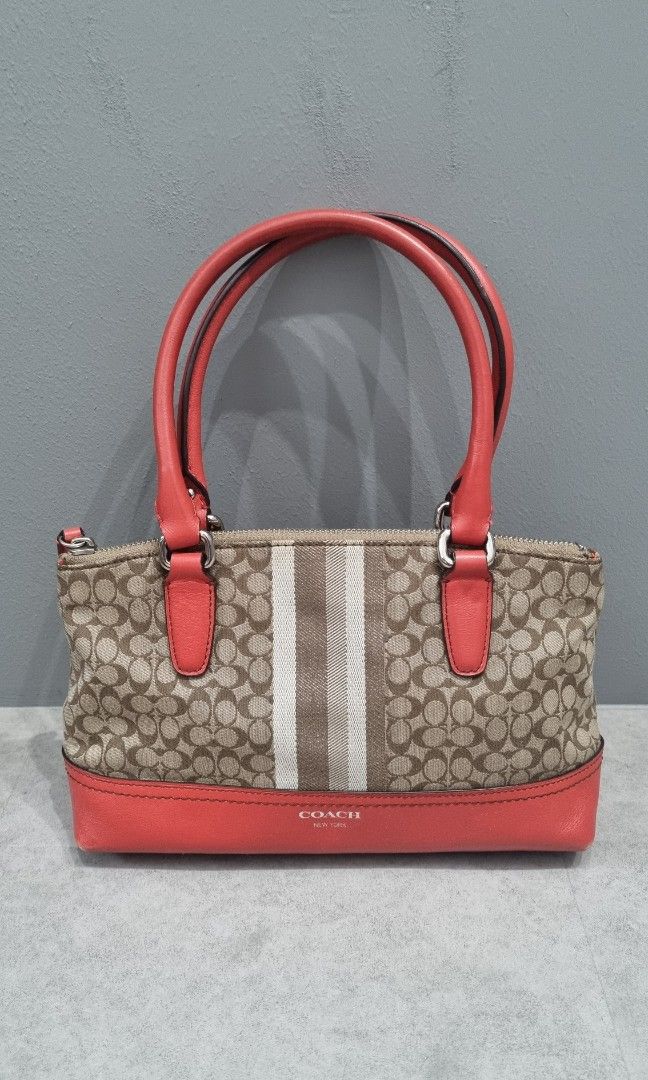 Coach purse with red stripe new arrivals