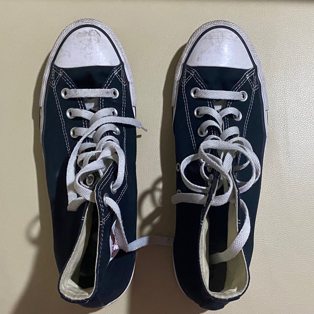 Black Converse All Star - Mens US 9 (Category: Casual Shoes) located in Taguig. Submitted by ezsxc (Listing ID 1308581519, Image 2). Description: Used No defects (to be cleaned only) Slightly Negotiable.