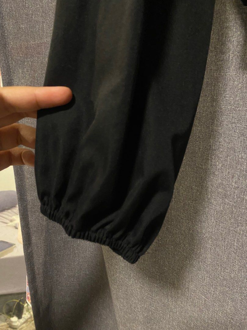 Crop Top Jacket (Category: Coats, Jackets and Outerwear) located in Kuala Lumpur. Submitted by ezzzrin (Listing ID 1308616640, Image 3). Description: Crop top jacket from Shein. Only use once. .