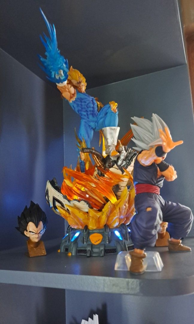 Dragon Ball Z Vegeta Broly Gohan Assorted Statues/ Figures (Category: Figurines & Statues) located in Manila. Submitted by captainmurphyx (Listing ID 1308511579, Image 1). Description: Sold As Set Vegeta Has Paint Chips -(KO) BANPRESTO Authentic - Broly and Gohan.