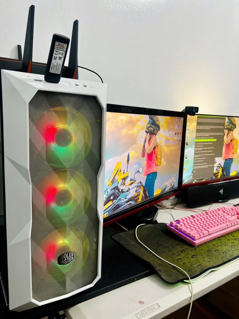 Gaming Pc (Category: Desktops) located in Las Pinas. Submitted by juststuffthings (Listing ID 1308629027, Image 2). Description: Selling my pc : ) negotiable pa! RFS> Di na naglalaro need ko ng laptop nalang. Complete specs na yan baka may hanapin ka pa! Price - 45k nalang kasama isang monitor and di kasama ang razer peripherals. Processor: - AMD Ryzen 5 3600 6-Core Processor (~3.6GHz, 12 CPUs) - Suitable for gaming, streaming, content creation, 