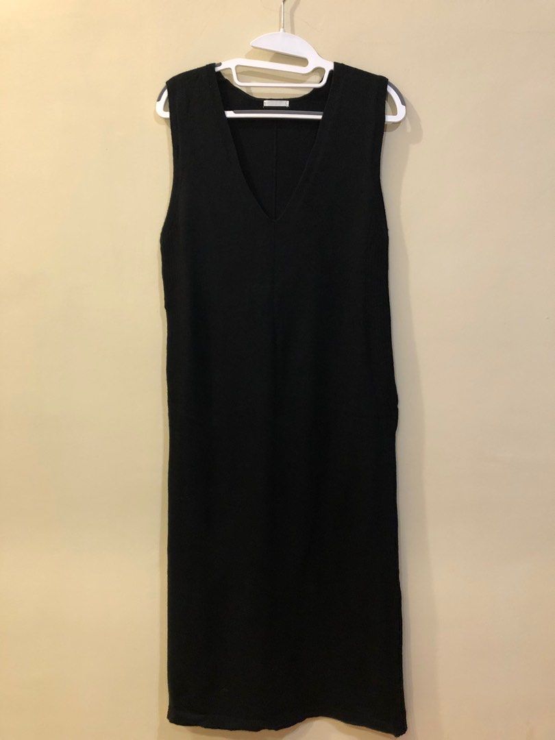 GU uniqlo Long dress knit hitam, Fesyen Wanita, Pakaian Wanita
