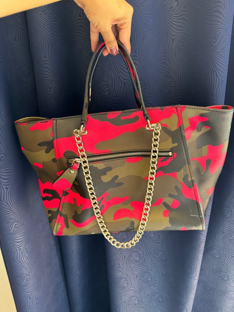 Guess Brand Army Print Bag