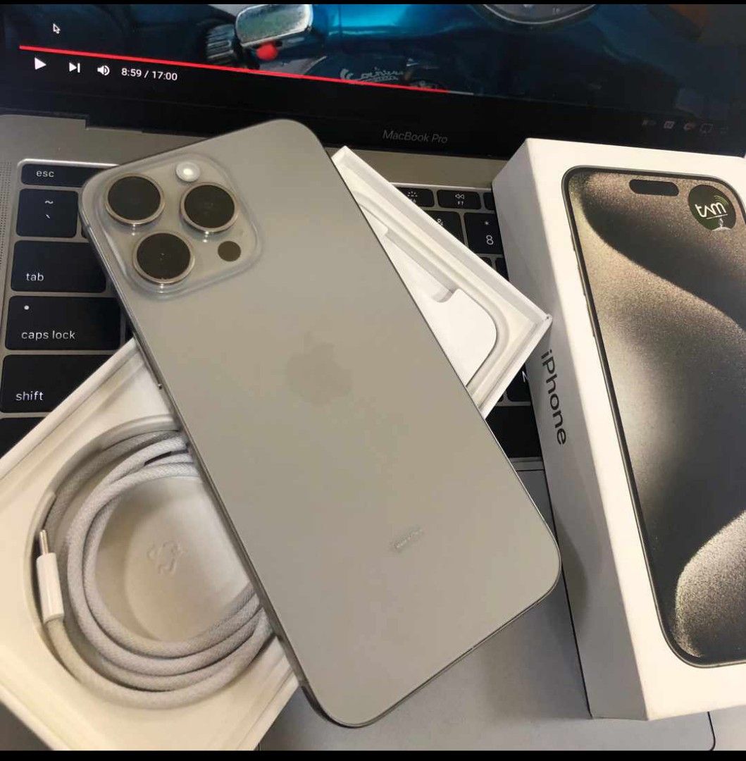 iPhone15 ProMax ナチュラルチタニウム512 GB 香港版 未開封