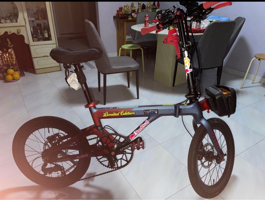 Java Neo 2 (Category: Bicycles) located in Singapore. Submitted by messy1234 (Listing ID 1308609954, Image 2). Description: 3fold Java neo 2 with all accessories. What u see is what u get. $400 negotiable. Fast deal $350.