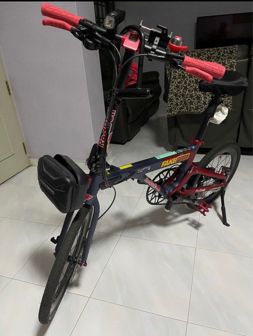 Java Neo 2 (Category: Bicycles) located in Singapore. Submitted by messy1234 (Listing ID 1308609954, Image 3). Description: 3fold Java neo 2 with all accessories. What u see is what u get. $400 negotiable. Fast deal $350.