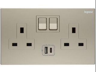 （分類：）位於 。 由 timtimtim8881 提交（商品編號 1308633022，圖片 1）。簡介： 。