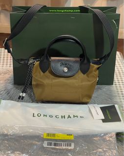 (Category: ) located in . Submitted by lubellethriftshop (Listing ID 1308622456, Image 1). Description: .