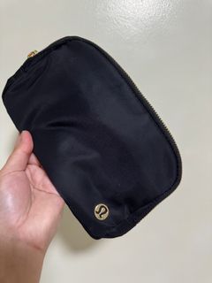 Lululemon Belt Bag Black Gold
