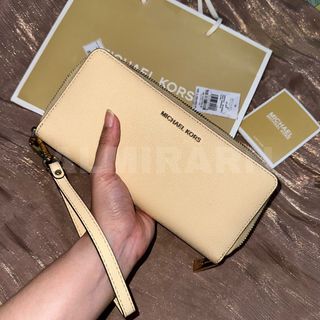 (Kategori: ) berada di . Dikirim oleh n4tasya (ID iklan 1308544317, Gambar 1). Deskripsi: .