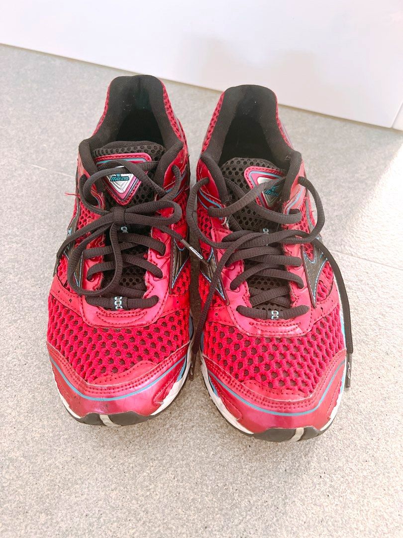 Mizuno running shoes sizing sales
