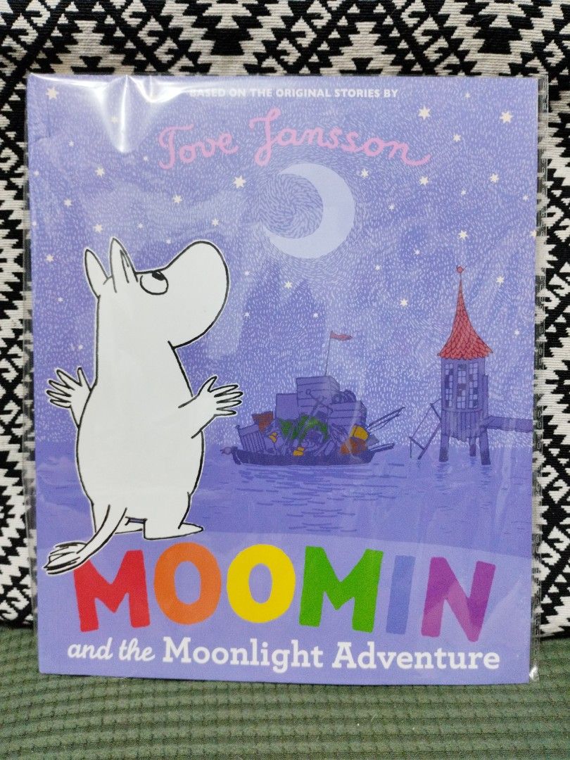 Moomin story book (Category: Children's Books) located in Manila. Submitted by krystalchewey_ (Listing ID 1308629630, Image 1). Description: bnew.