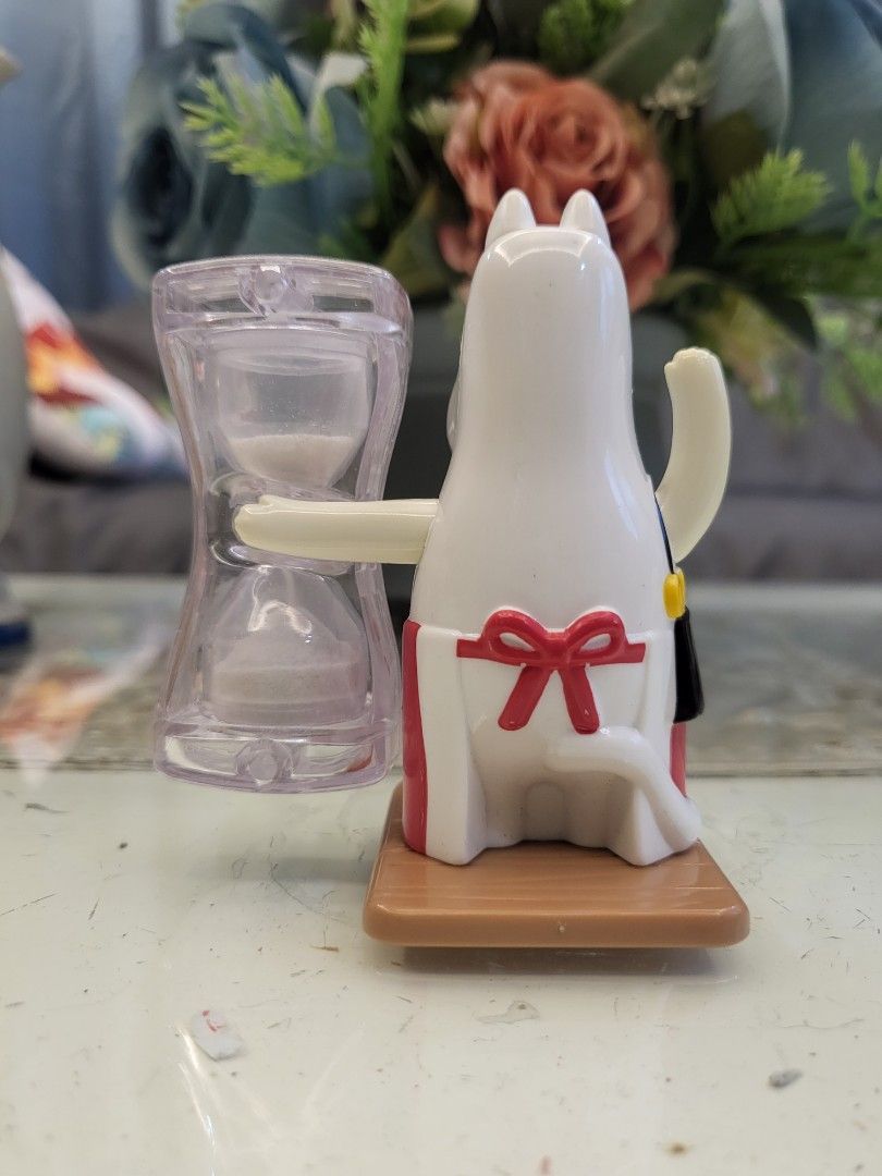Moominvalley × McDonald's Moominmamma Sand Clock Timer (Category: Clocks) located in San Fernando. Submitted by jpmarketplace2023 (Listing ID 1308526559, Image 2). Description: 💚 All items are authentic from Japan. 💛 MOP: GCash (❌️ GCash Protect) 🩵 MOD: LBC only (❌️ S. Checkout, COD, COP) 💙 Meet-up: Vista Mall, San Fernando, Pampanga 💜 All items are on-hand. 🧡 First to pay gets the item first. ❤️ Breakable items are packed with care and cau