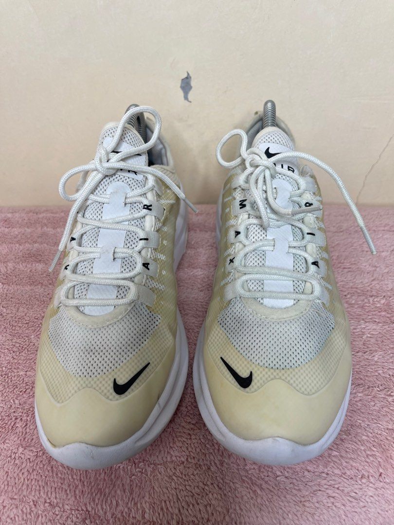 Nike air max axis size 7 deals