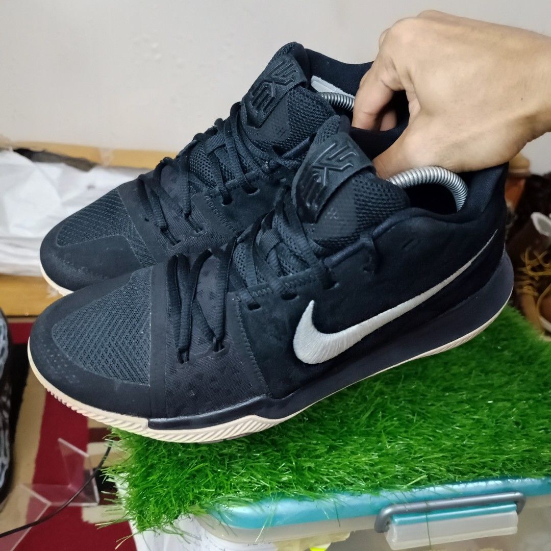 Kyrie 3 black suede shop