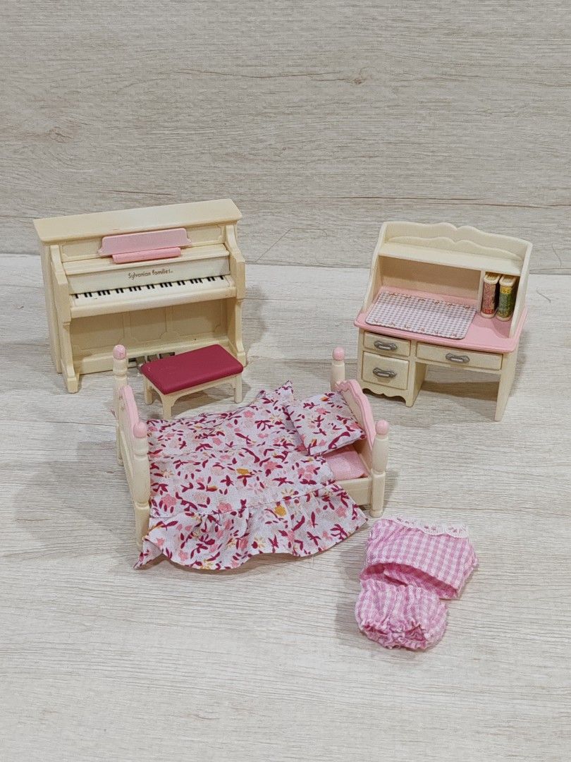 Sylvanian families girls bedroom set 2025