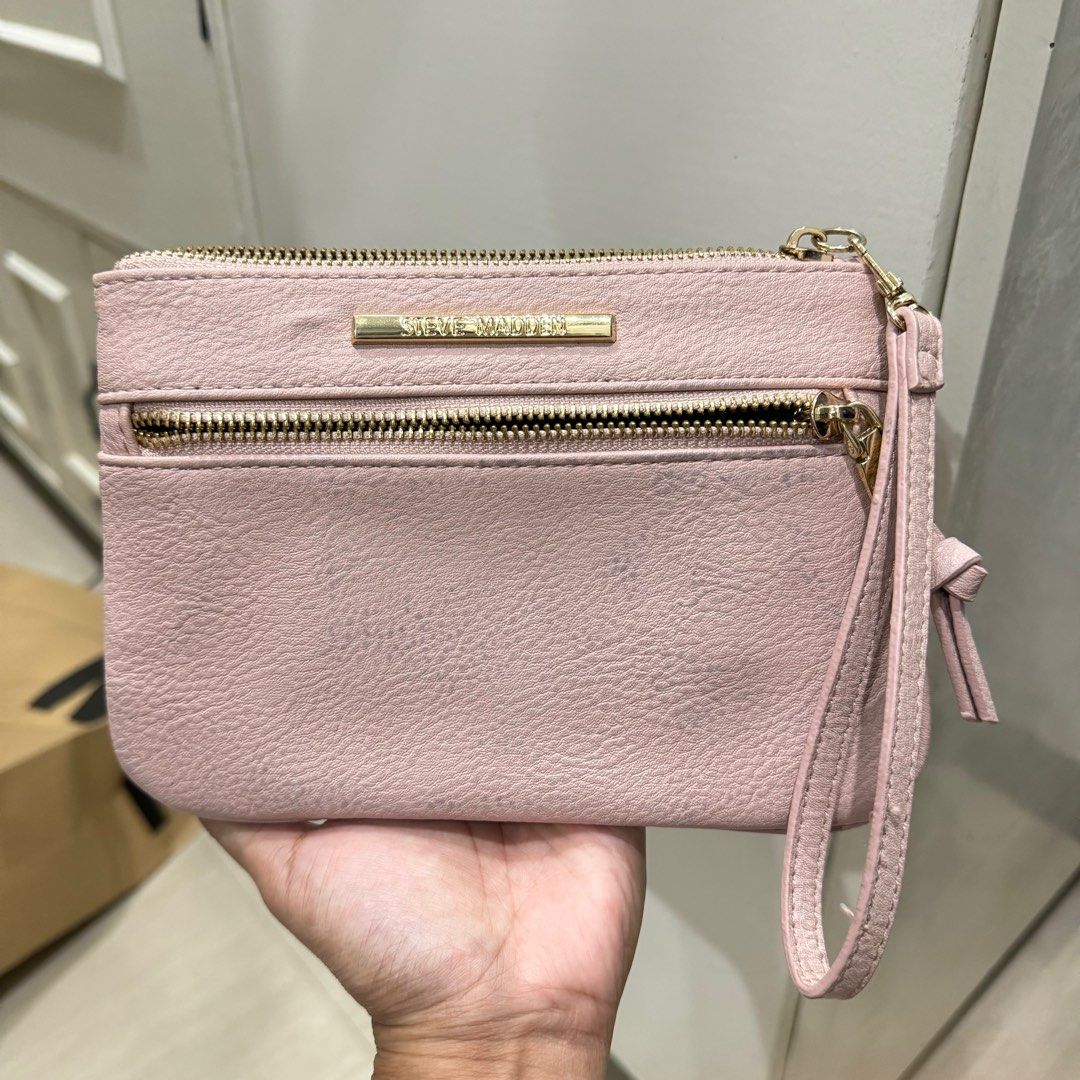 steve madden pink pouch Women s Fashion Bags Wallets Purses Pouches on Carousell