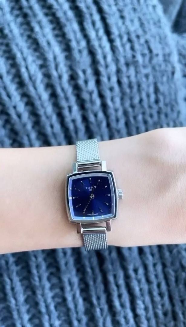 Tissot Lovely Square Blue Dial 20mm (Category: Luxury Watches) located in Caloocan City. Submitted by cotnolair (Listing ID 1295907462, Image 2). Description: Tissot Lovely Square blue. Lightweight with its tender mesh bracelet, it’s the perfect arm candy anytime, anywhere. 💙 Case size 20mm ☑️ Authentic and brand new ☑️ Complete store packaging ☑️ With 2-year warranty card.