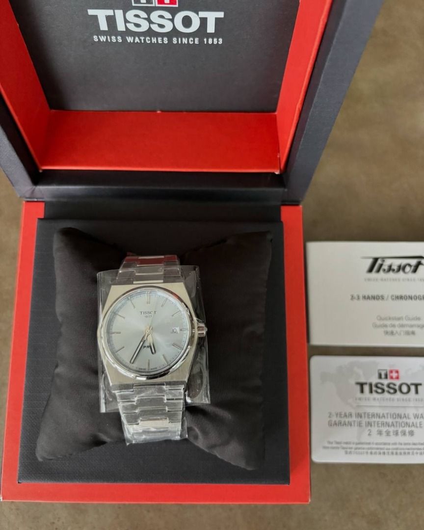Tissot PRX Icy Blue 35mm Quartz (Category: Luxury Watches) located in Caloocan City. Submitted by cotnolair (Listing ID 1308595575, Image 3). Description: RARE PRX 35mm in icy blue! Case size 35mm, Swiss quartz movement ☑️ Complete store inclusion ☑️ With 2-year warranty.