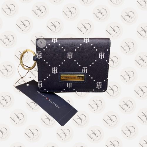 TOMMY HILFIGER SMALL BLACK/WHITE BIFOLD WALLET (Category: Luxury Bags & Wallets) located in Manila. Submitted by brandbestie (Listing ID 1308516313, Image 1). Description: Brand new with tag 100% Originally bought from CA US Open for LAYAWAY with 0 interest. Less ₱200 for straight cash. All sales are final. No cancellation. No return, no exchange. Money back guarantee if proven fake by professional authenticator. .