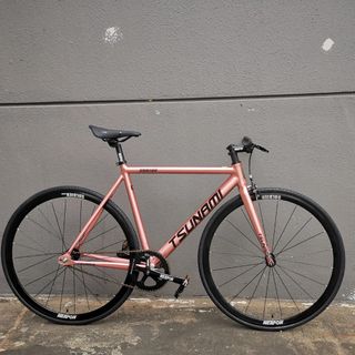 (Category: ) located in . Submitted by pro_bicycle_sg (Listing ID 1308528863, Image 1). Description: .