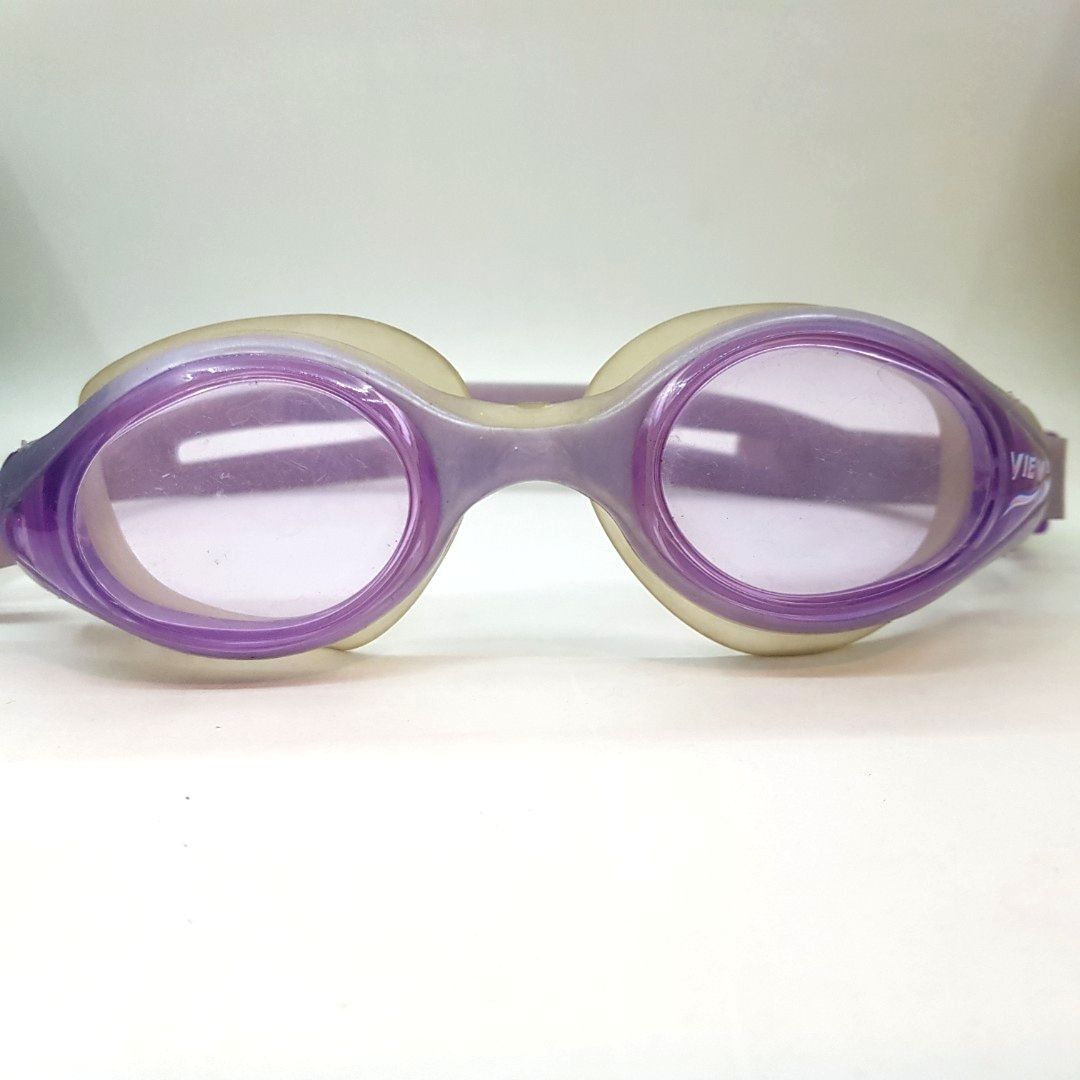 View swimming goggles Japan (Category: Water Sports) located in Imus. Submitted by mostlyvintage (Listing ID 1308628107, Image 2). Description: 🌸For fashion finds and other stuff, pls. visit my other Carousell store: https://carousell.app.link/XSuC3F3Gsuba.