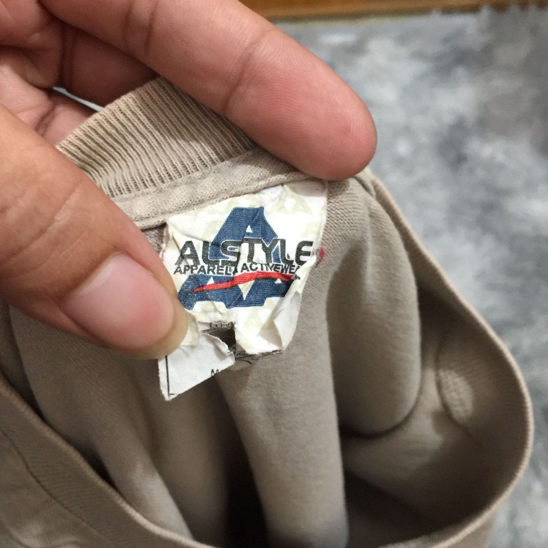 Wolf Tee (Category: Tshirts & Polo Shirts ) located in Manila. Submitted by kenthrift2000 (Listing ID 1308603111, Image 3). Description: Multiple Wolf Tee Dimensions 22x28.5 Size large on Alstyle tag Has crackprints but barely noticeable Freeship.