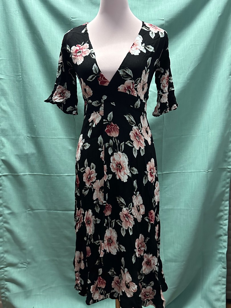 Wrap around maxi dress, Women's Fashion, Dresses & Sets, Dresses on ...