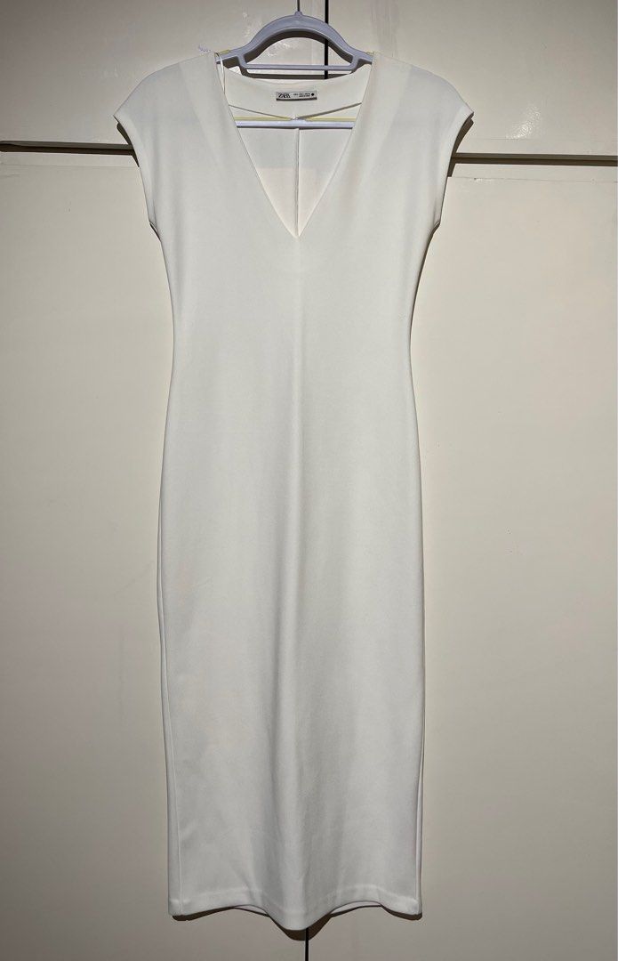 zara white fitted dress Zara Drop Waist Maxi Dress-White XL main image 0
