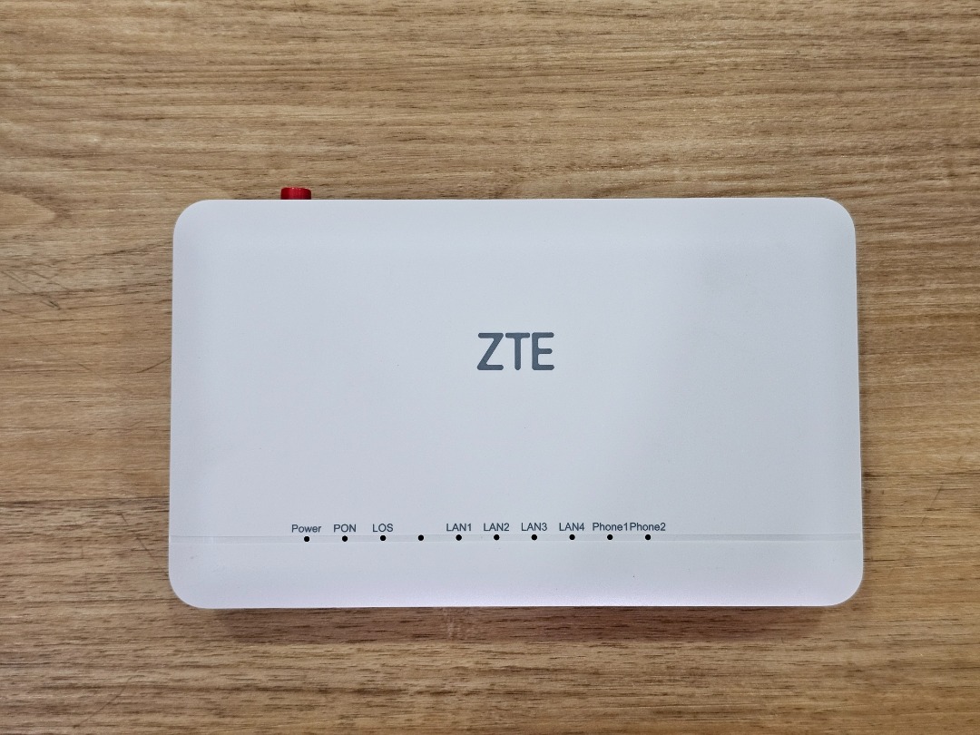 ZTE Optical Network Router (ONR) on Carousell