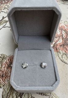 1ct Diamond earrings