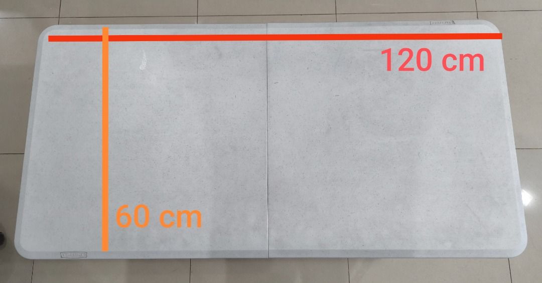 2nd hand folding tables (4 ft.) Buy 2 has promotion price, Furniture