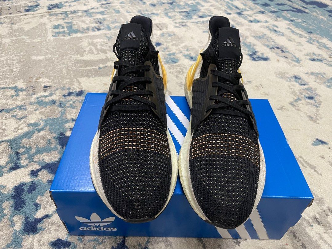 Ultraboost 19 navy gold cheap