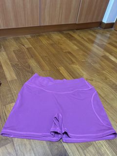 (Category: ) located in . Submitted by lauuv (Listing ID 1308804699, Image 1). Description: .