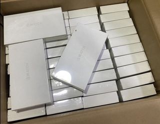 Apple watch Series 9 Complete Box with Charger Manual 2 straps different colors