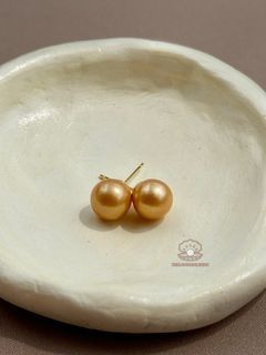 Authentic 8-9mm Golden Freshwater Pearl Earrings