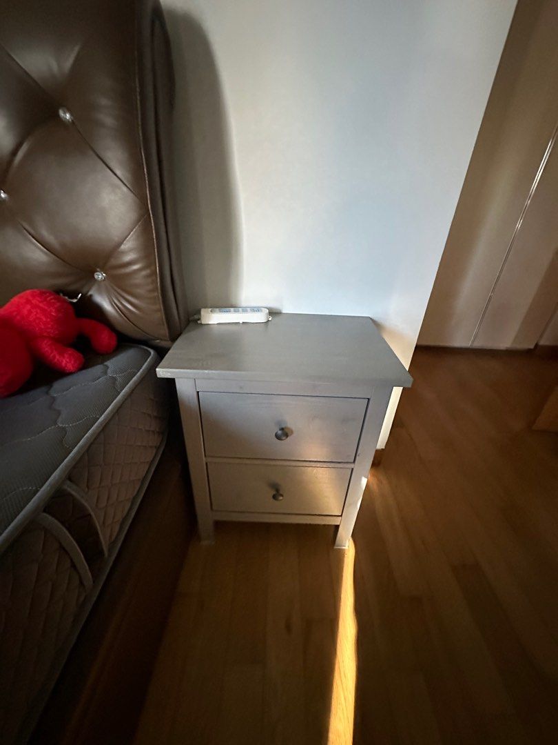 Bedside Table (Category: Tables & Sets) located in Singapore. Submitted by feifei816 (Listing ID 1308748715, Image 1). Description: .