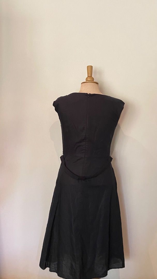 knee length dresses for ladies Uniqlo black sleeveless linen mix dress size L – Dear Little Panko main image 1