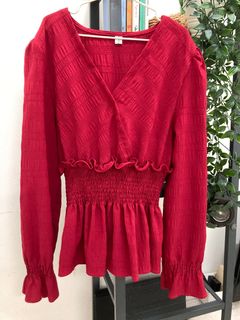 (Category: ) located in . Submitted by wander.wardrobe (Listing ID 1308806070, Image 1). Description: .