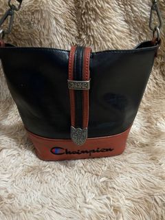 Bucket leather bag