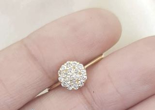 Cluster Diamond Ring in 18K Yellow Gold