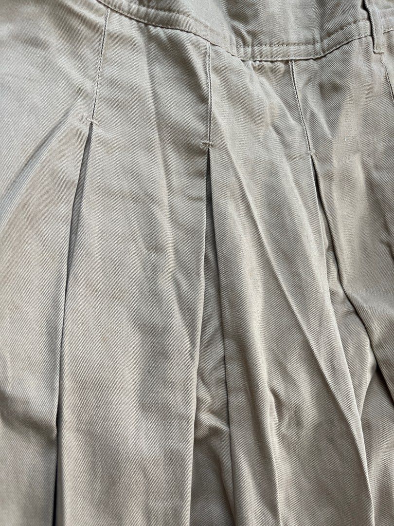 Cute Skirt | Fits XS-S (Category: Skirts) located in Pulilan. Submitted by __ri__ (Listing ID 1308727153, Image 2). Description: Fits XS-S Knee-level (I’m 150cm in height) .