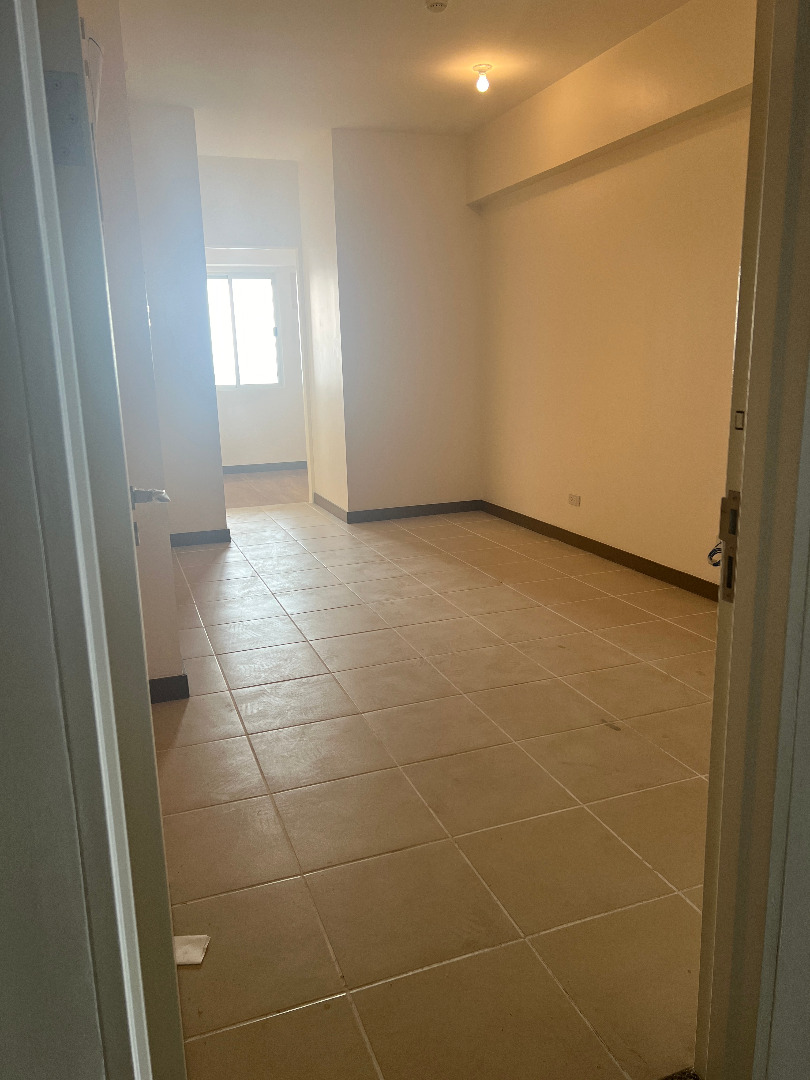 DMCI Infina Towers FOR RENT 2 Bedroom Unit with Parking Aurora