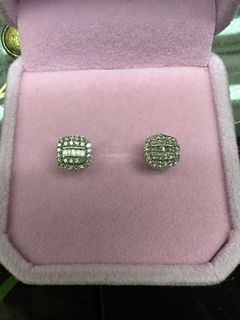 earrings (diamond)