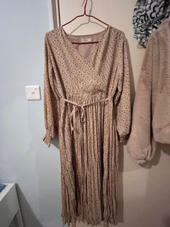 （分類：）位於 。 由 mandyyyyyh 提交（商品編號 1308736293，圖片 1）。簡介： 。