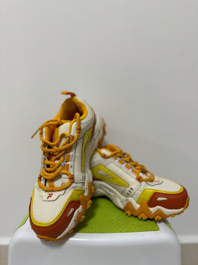 Fila oakmont tr womens gold discount