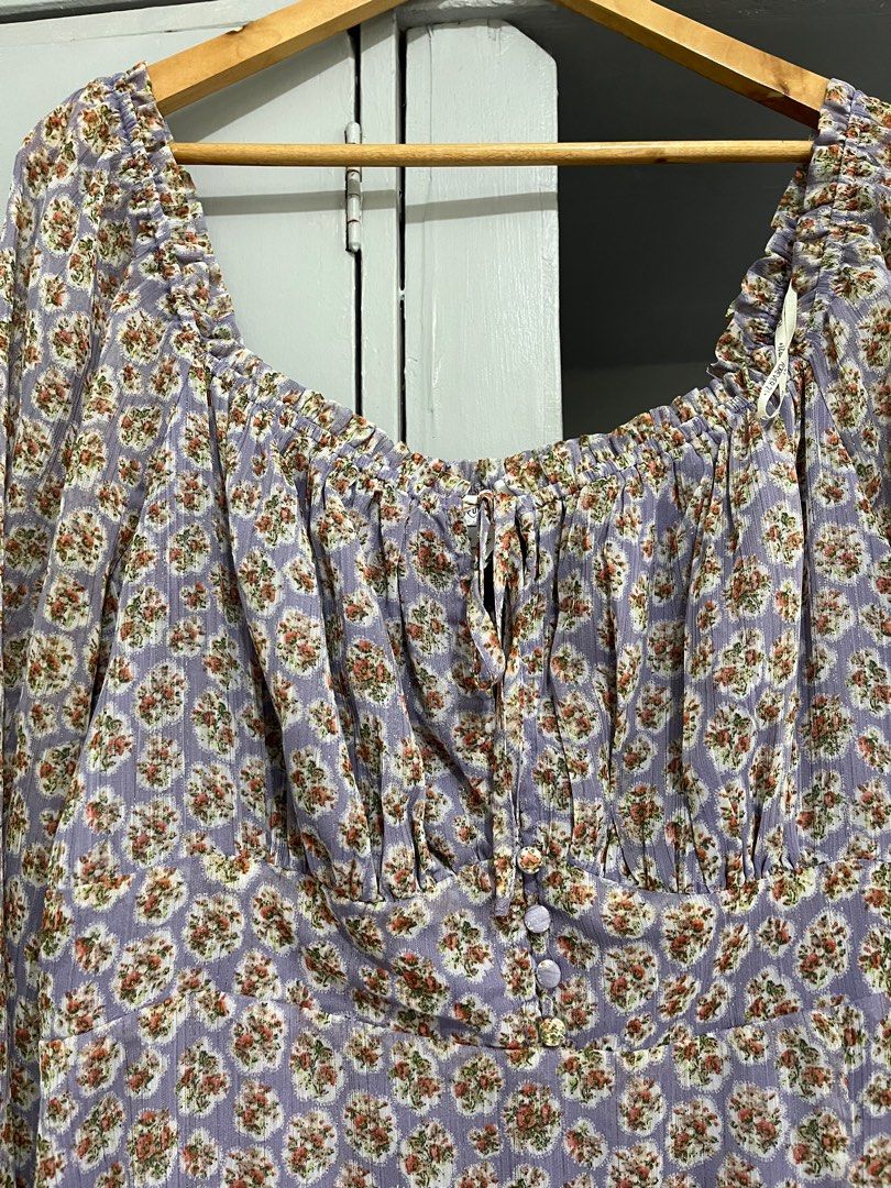 Forever 21 Plus Size Floral Dress (Category: Dresses) located in Quezon City. Submitted by thriftelier (Listing ID 1308771144, Image 2). Description: .