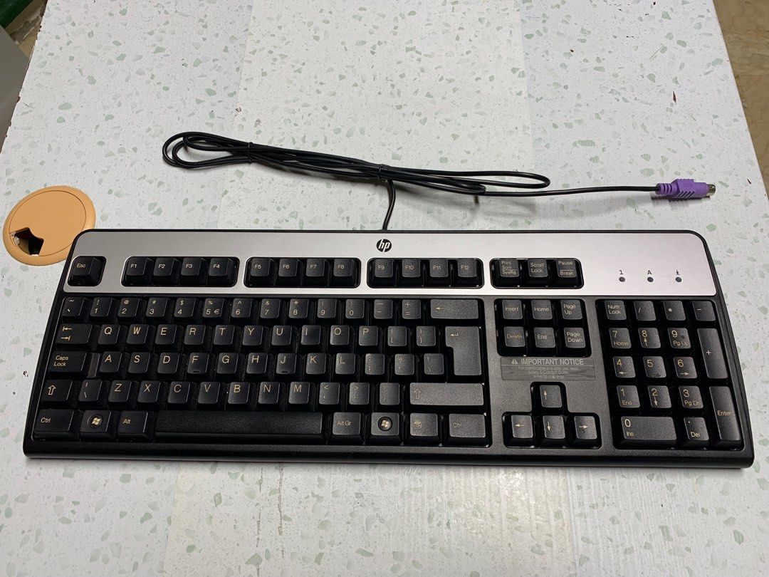 HP Original Full Size PS2 Desktop Computer Keyboard (Category: Computer Keyboard) located in Paranaque City. Submitted by seb_trading (Listing ID 1308770799, Image 1). Description: hp authentic keyboard slightly used PS2 keyboard good condition no damage keys last price loc: San antonio paranaque also available PS2 generic mouse for P100.